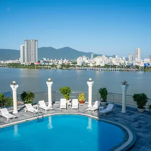 Senriver Hotel